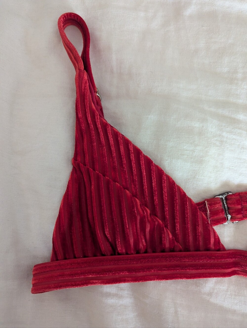 Dippin’ Daisy’s Red Ribbed Velvet High-Waisted Bikini Set – Size Small